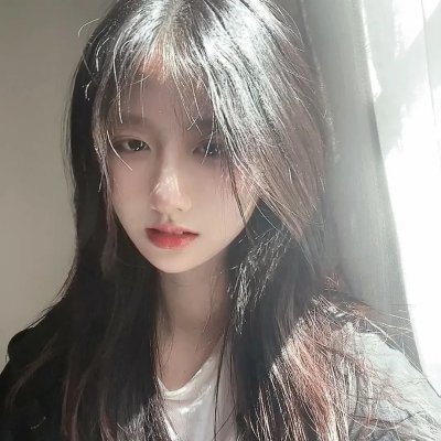 何百芮的地狱毒白